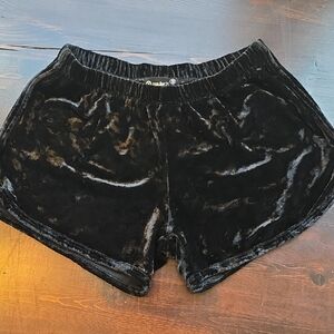 Popular 21 Black Velvet Shorts